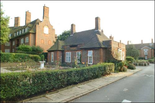 Heathcroft porter's lodge